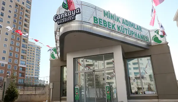 Minik Adımlar Bebek Kütüphanesi hizmet görseli