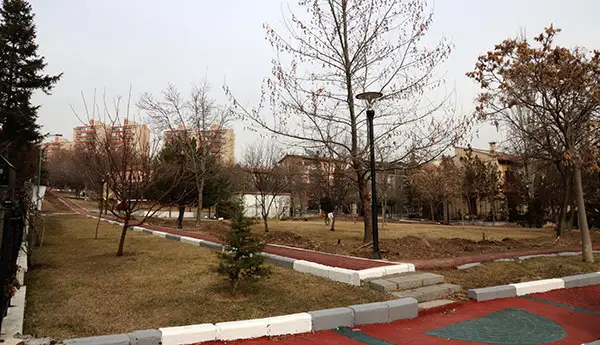 Gazeteci Emin Çölaşan Parkı hizmet görseli