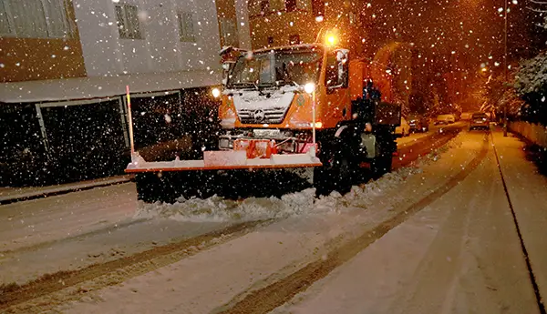 Kar Küreme İşlemleri hizmet görseli